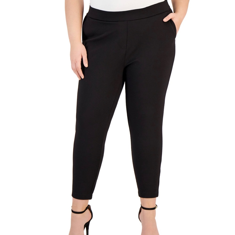 Calvi Klein Plus size pull on Pants w/ pockets